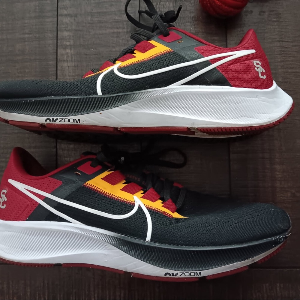 Nike USC Pegasus Sneakers